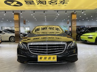 奔驰E级 E300L 2.0T 自动 运动时尚型 