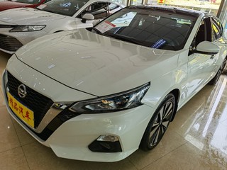 天籁 2.0L XL舒适版 