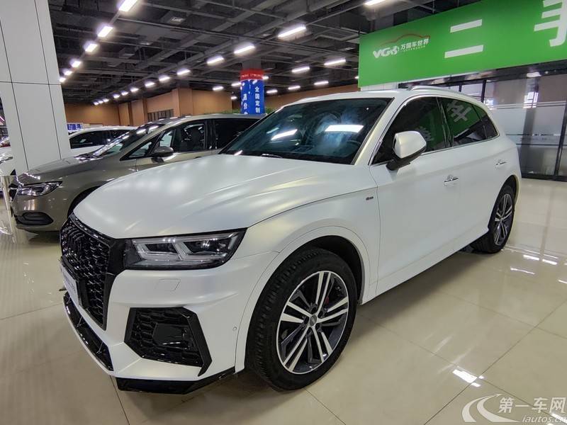 奥迪Q5L 45TFSI 2020款 2.0T 自动 尊享时尚型 (国Ⅵ) 