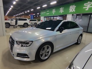 奥迪A3 35TFSI 1.4T 自动 时尚型Limousine 