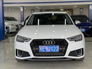 奥迪A4L 45TFSI 2.0T 自动 quattro个性运动版 