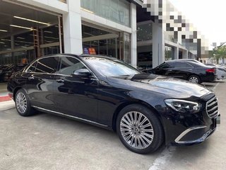 奔驰E级 E300L 2.0T 自动 运动豪华型 