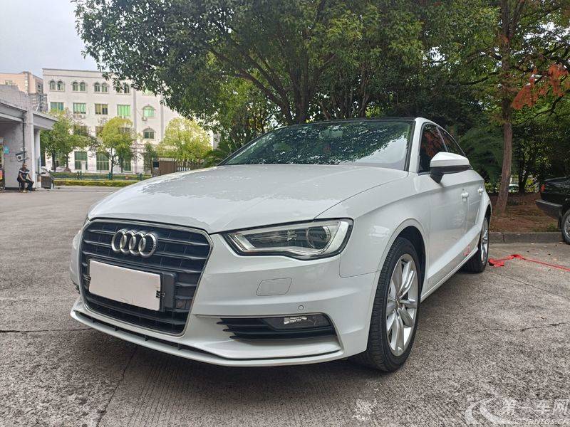 奥迪A3 35TFSI 2016款 1.4T 自动 风尚型Limousine (国Ⅴ) 