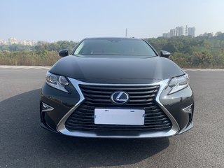 雷克萨斯ES 300h 