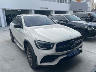 奔驰GLC级 GLC300 2.0T 自动 轿跑SUV 