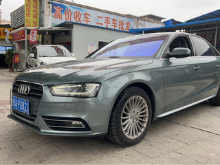 奥迪A4L 35TFSI 2.0T 自动 舒适型 