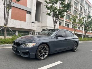 宝马3系 320i 2.0T 自动 运动设计套装 