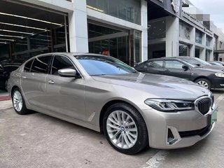 宝马5系新能源 535Le 2.0T 自动 豪华套装 