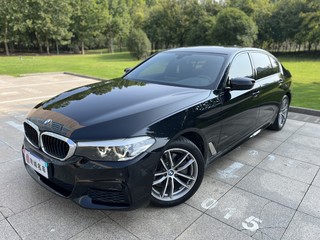 宝马5系 525Li 2.0T 自动 M运动套装 