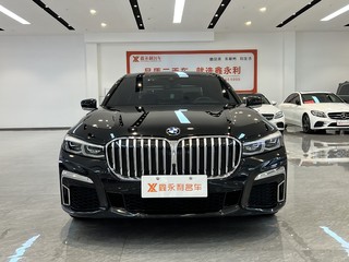 宝马7系 740Li 3.0T 自动 领先型M运动套装 