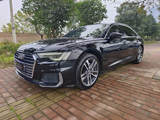 奥迪A6L 40TFSI 2.0T 自动 豪华动感型 