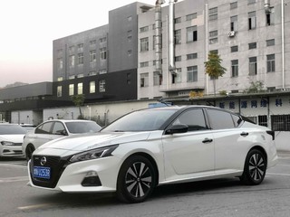 天籁 2.0L 改款XL舒适版 