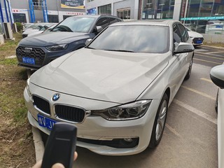 宝马3系 320Li 2.0T 自动 进取型 