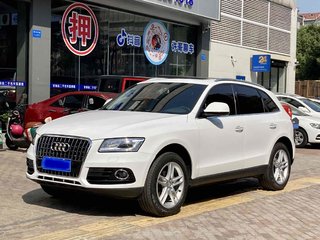 奥迪Q5 40TFSI 2.0T 自动 技术型 