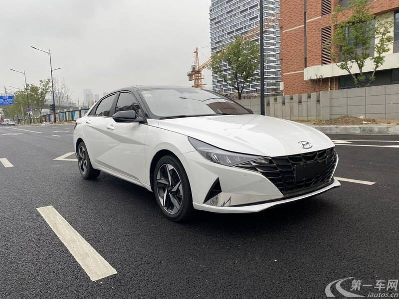 现代伊兰特 2021款 1.5L 自动 4门5座三厢车 LUX尊贵版 (国Ⅵ) 