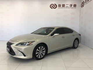 雷克萨斯ES 300h 2.5L 自动 卓越版 