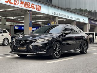 丰田凯美瑞 运动S 2.5L 自动 锋尚版 