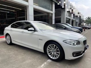 宝马5系 525Li 2.0T 自动 豪华设计套装 