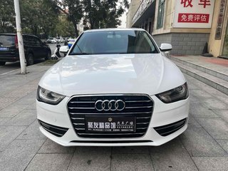 奥迪A4L 35TFSI 2.0T 自动 标准型典藏版 