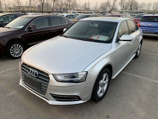 奥迪A4L 35TFSI 2.0T 自动 标准型 