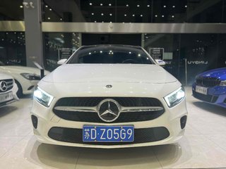 奔驰A级 A200 1.3T 自动 动感型 