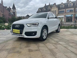 奥迪Q3 35TFSI 2.0T 自动 舒适型 