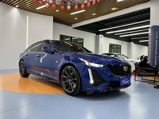 凯迪拉克CT5 2.0T 自动 铂金运动版 