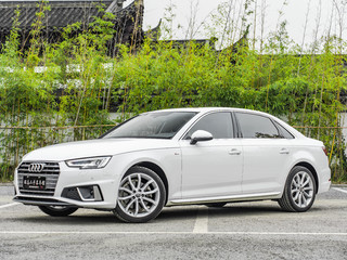 奥迪A4L 40TFSI 2.0T 自动 时尚型 