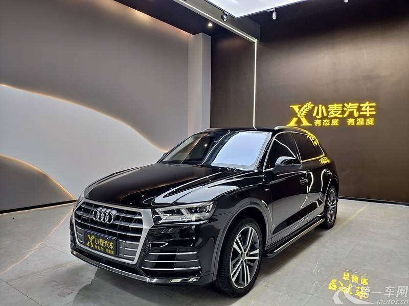 奥迪Q5L 40TFSI 2018款 2.0T 自动 荣享时尚型 (国Ⅵ) 