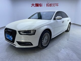 奥迪A4L 35TFSI 2.0T 自动 标准型典藏版 