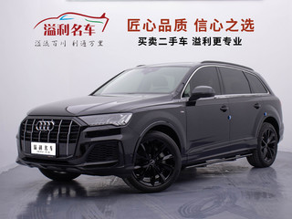 奥迪Q7 55 3.0T 自动 运动型quattro-S-line 