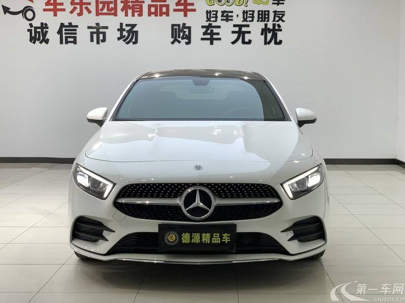 奔驰A级 A200L 2020款 1.3T 自动 改款运动轿车动感 (国Ⅵ) 