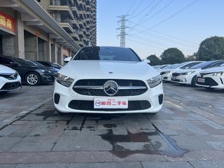 奔驰A级 A180L 1.3T 自动 改款 