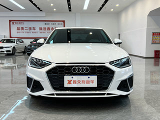 奥迪A4L 40TFSI 2.0T 自动 豪华动感型 