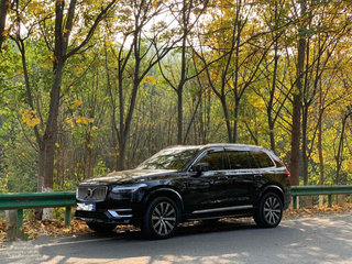 沃尔沃XC90 B6 2.0T 自动 智逸豪华版 