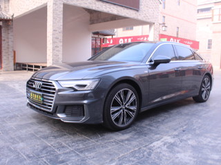 奥迪A6L 45TFSI 2.0T 自动 臻选动感型 