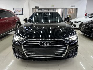 奥迪A6L 40TFSI 2.0T 自动 豪华动感型 