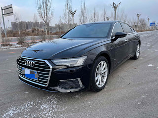 奥迪A6L 40TFSI 2.0T 自动 豪华致雅型 