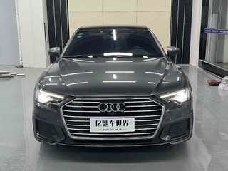 奥迪A6L 45TFSI 