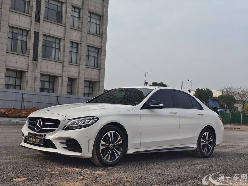 奔驰C级 C260 2019款 1.5T 自动 运动版 (国Ⅵ) 