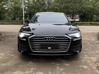 奥迪A6L 45TFSI 2.0T 自动 臻选致雅型 