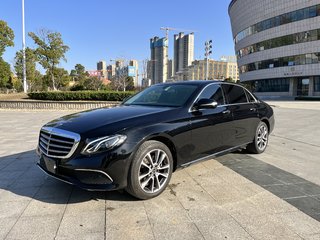 奔驰E级 E260L 