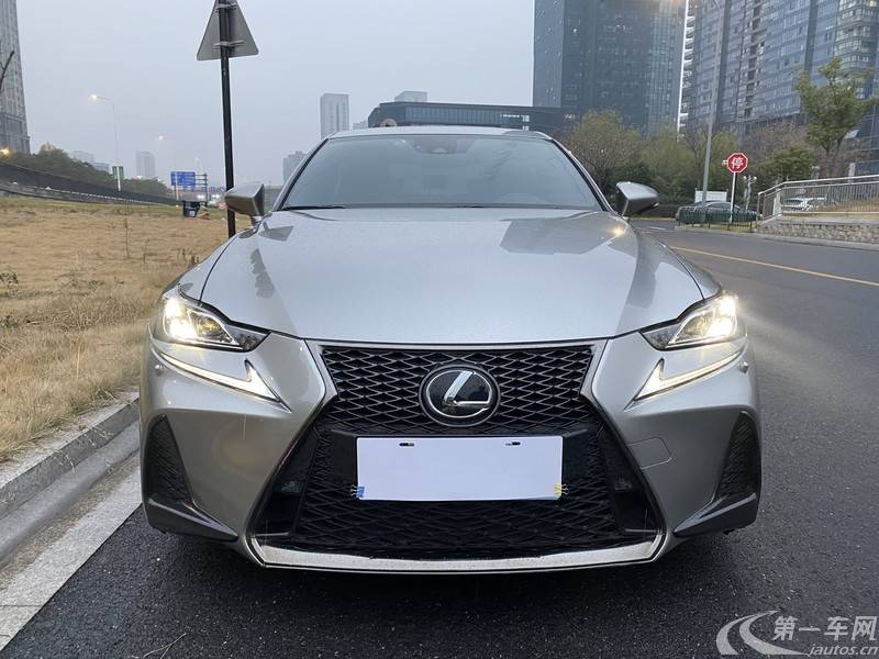 雷克萨斯IS 300 [进口] 2017款 2.0T 自动 汽油 F-SPORT 