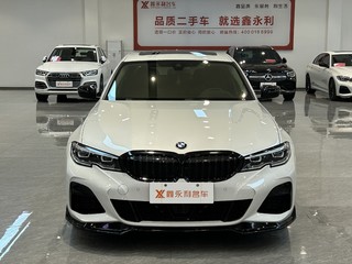 宝马3系 330Li 2.0T 自动 M运动曜夜套装 