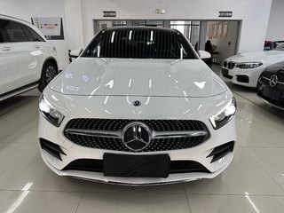 奔驰A级 1.3T 