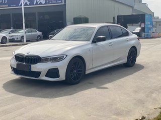 宝马3系 325Li 2.0T 自动 改款M运动曜夜版 