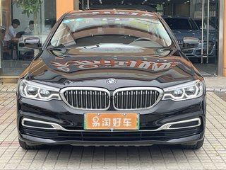 宝马5系新能源 530Le 2.0T 自动 豪华套装 