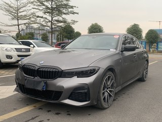 宝马3系 325i 2.0T 自动 改款M运动套装 