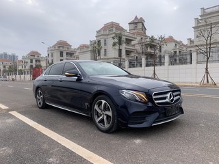 奔驰E级 E300L 2.0T 自动 运动时尚型 