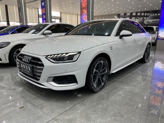 奥迪A4L 40TFSI 2.0T 自动 时尚致雅型 